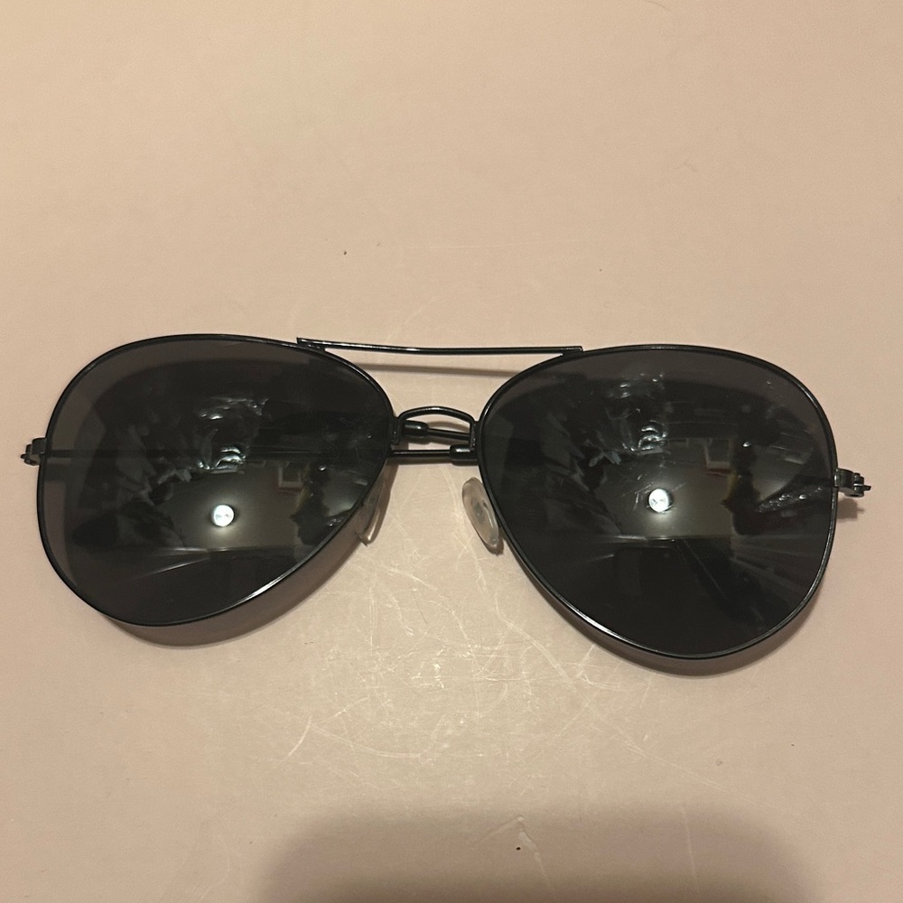 Classic Black Aviator Sunglasses